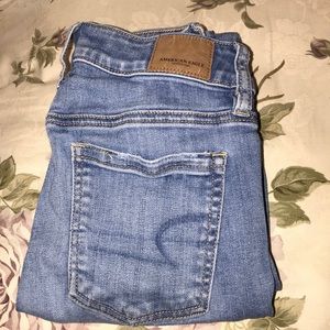 American Eagle Outfitters super stretchX HW jeans